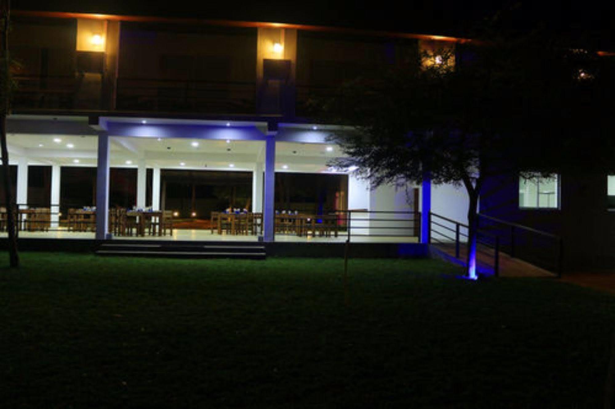 Athena Lake By Seedevi Dambulla Exterior photo
